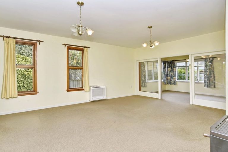 Photo of property in 560 Main North Road, Belfast, Christchurch, 8051