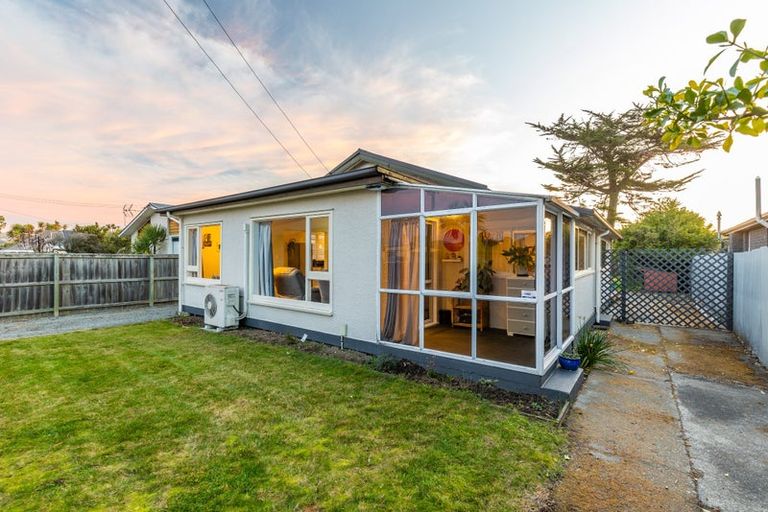 Photo of property in 280 Pine Avenue, South New Brighton, Christchurch, 8062