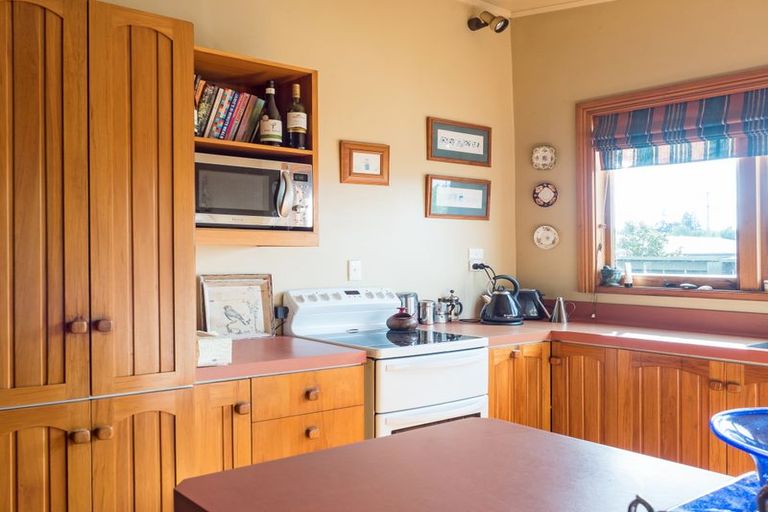 Photo of property in 1 Wright Street, Geraldine, 7930