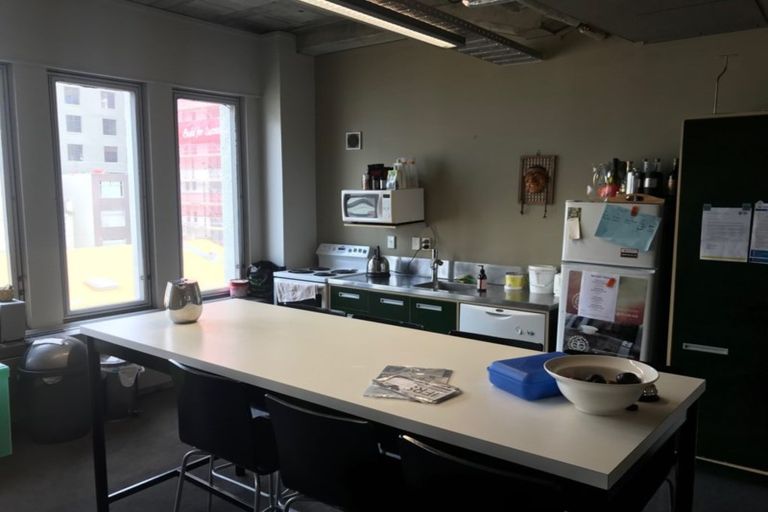 Photo of property in 158 Victoria Avenue, Hokowhitu, Palmerston North, 4410