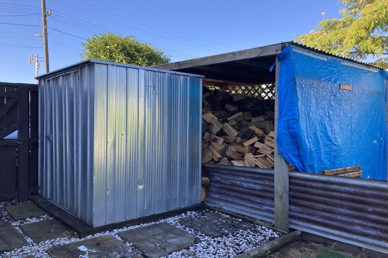 Photo of property in 3 Kelvin Street, Aramoho, Whanganui, 4500