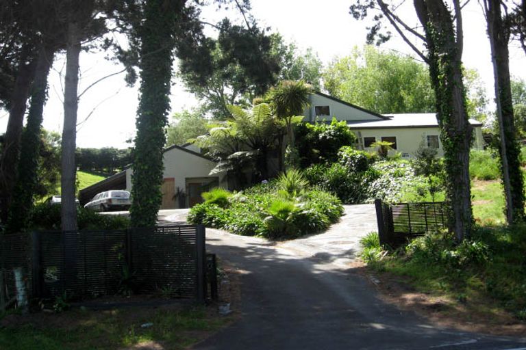 Photo of property in 32 Montgomery Road, Westmere, Whanganui, 4501
