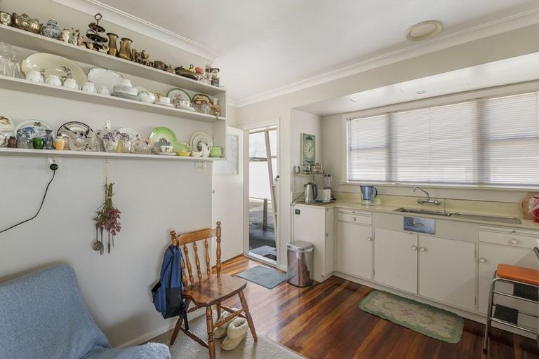 Photo of property in 66 Winchester Street, Levin, 5510