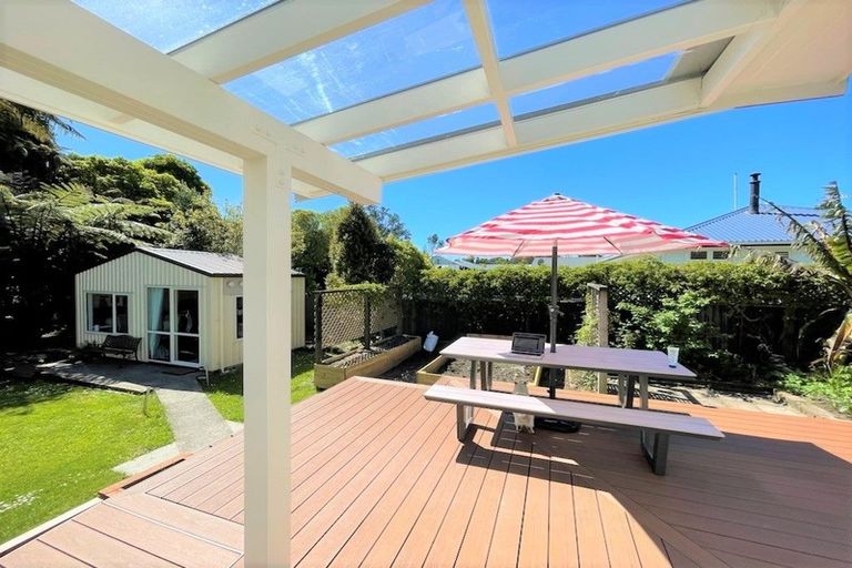 Photo of property in 114 Tasman Street, Karoro, Greymouth, 7805