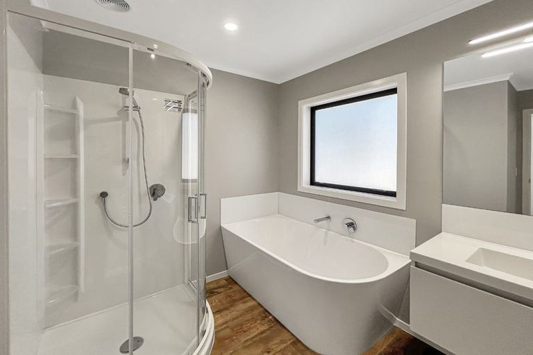 Photo of property in 12a Norwich Place, Awapuni, Palmerston North, 4412