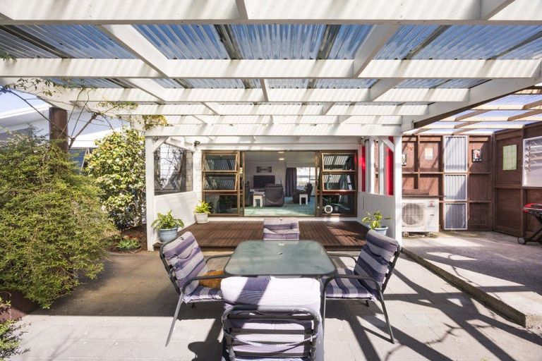 Photo of property in 9 Chrystal Street, Foxton Beach, Foxton, 4815