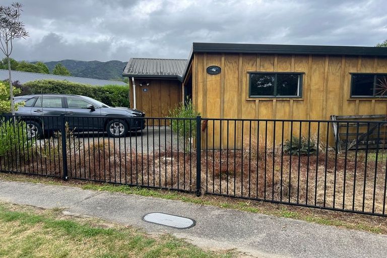 Photo of property in 26 Franklin Street, Marahau, Motueka, 7197