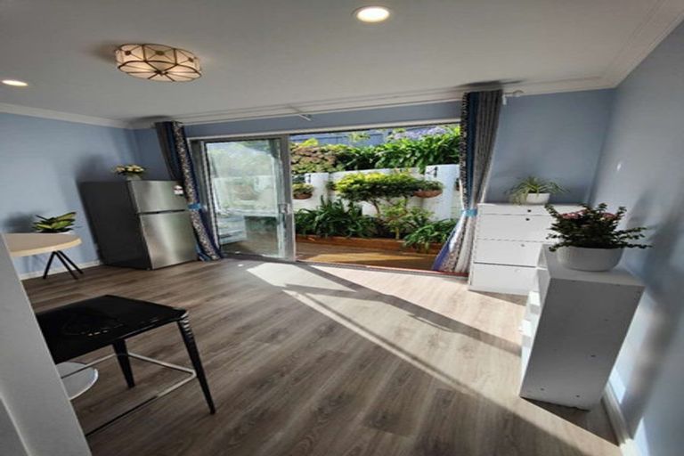 Photo of property in 11 Agnew Place, Albany, Auckland, 0632