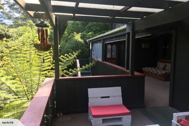 Photo of property in 83 Warner Park Avenue, Laingholm, Auckland, 0604