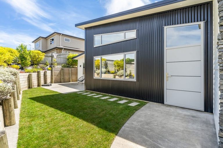 Photo of property in 4 Semaphore Lane, Whitby, Porirua, 5024