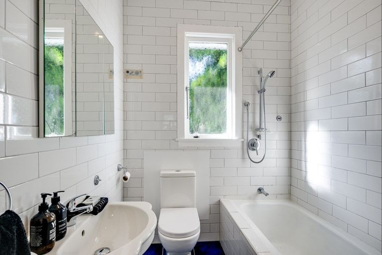 Photo of property in 416 Grays Road, Saint Leonards, Hastings, 4120