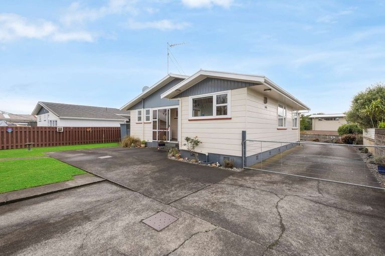 Photo of property in 13 Exeter Crescent, Springvale, Whanganui, 4501