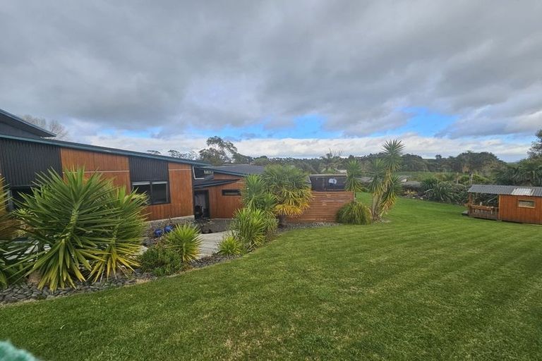 Photo of property in 306 Waitaha Road South, Welcome Bay, Tauranga, 3175