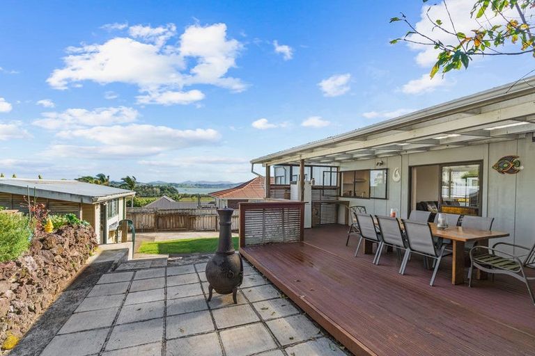 Photo of property in 19 Raumati Crescent, Onerahi, Whangarei, 0110