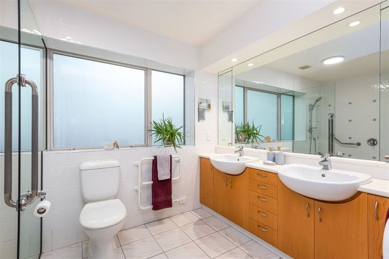 Photo of property in 38a Campbell Street, Sumner, Christchurch, 8081