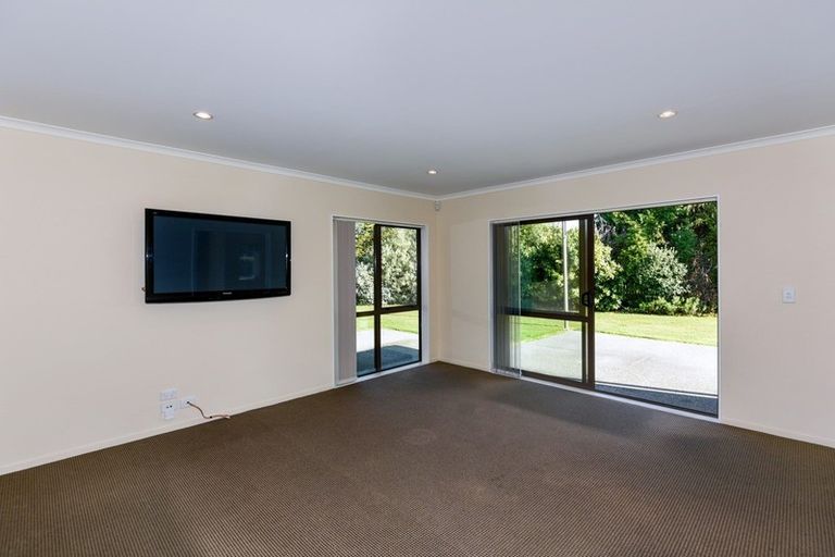 Photo of property in 2371 Homebush Road, Coalgate, 7673