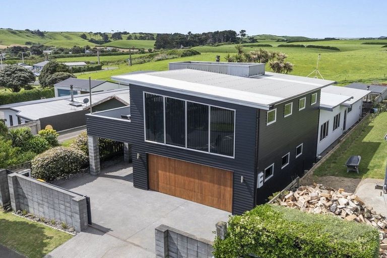 Photo of property in 8a Hira Street, Ohawe, Hawera, 4671