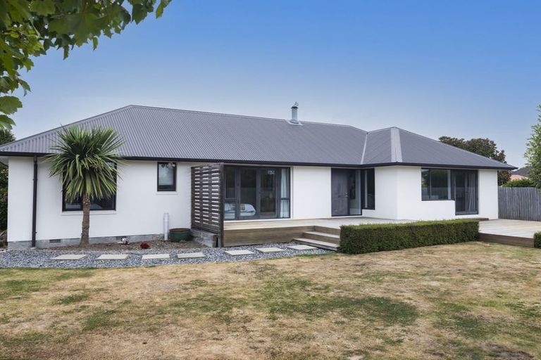 Photo of property in 10 Epping Place, Burnside, Christchurch, 8053