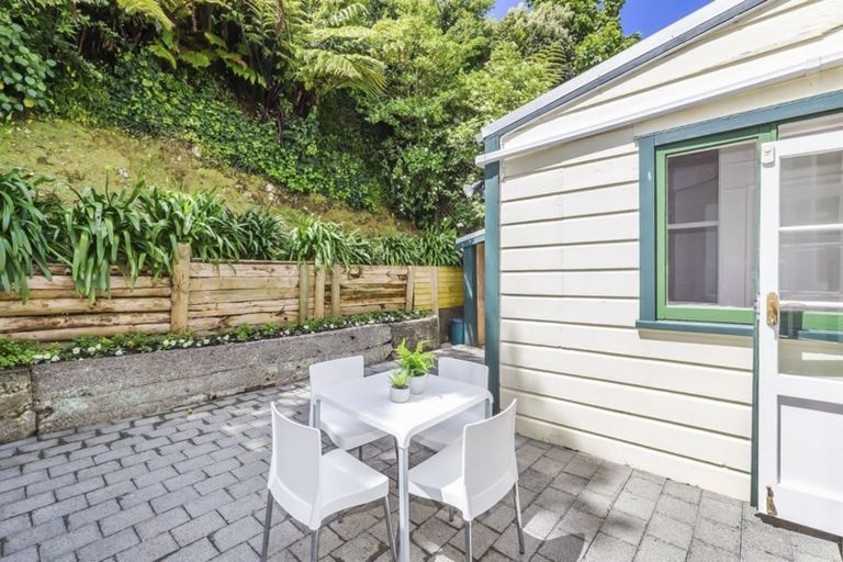 Photo of property in 131 Elizabeth Street, Mount Victoria, Wellington, 6011