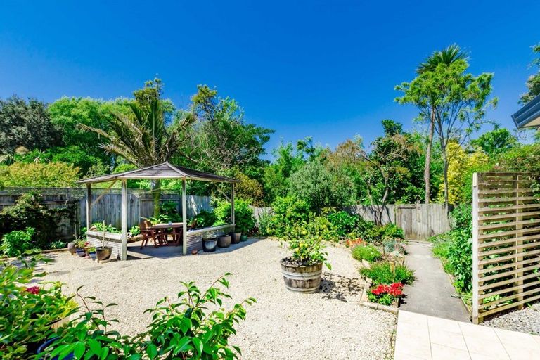 Photo of property in 88 Weggery Drive, Waikanae Beach, Waikanae, 5036