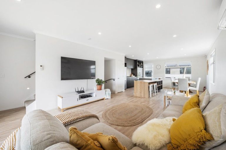 Photo of property in 22 Horo Road, Flat Bush, Auckland, 2019