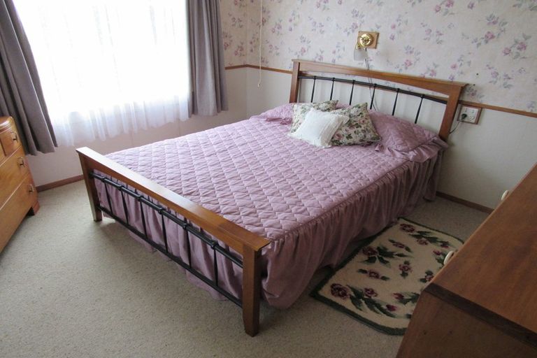 Photo of property in 49 Ngatai Street, Manaia, 4612