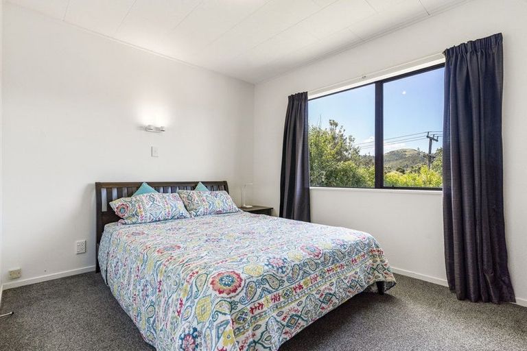 Photo of property in 2/26 Otanerua Road, Hatfields Beach, Orewa, 0931