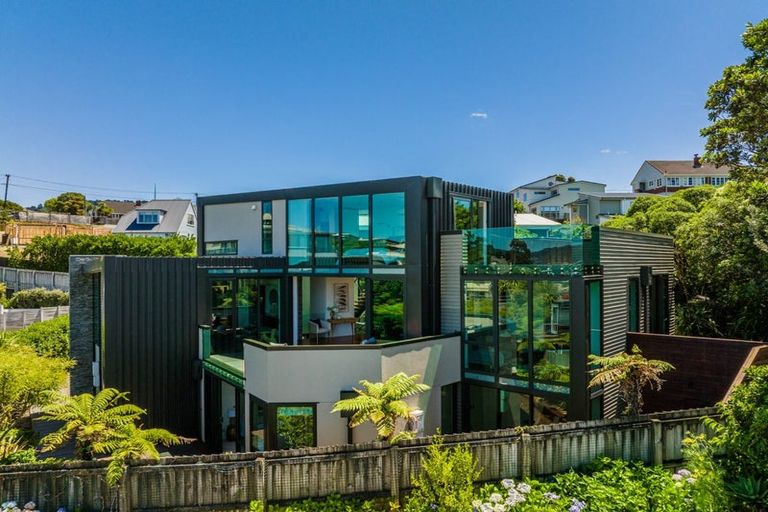 Photo of property in 24d Mandalay Terrace, Khandallah, Wellington, 6035