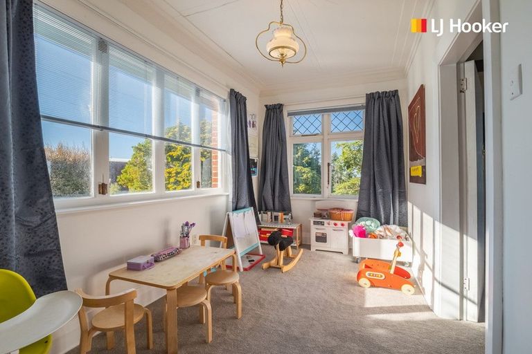 Photo of property in 17 Leven Street, Roslyn, Dunedin, 9010