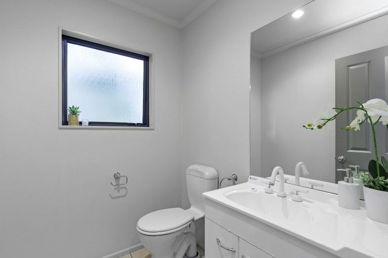 Photo of property in 16 Mccarthy Grove, Clouston Park, Upper Hutt, 5018