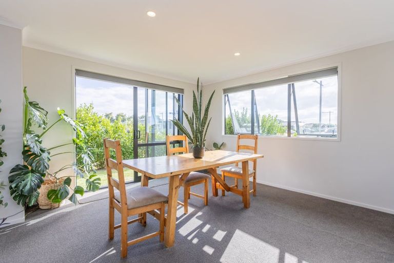 Photo of property in 1 Fontana Street, Papamoa, 3118