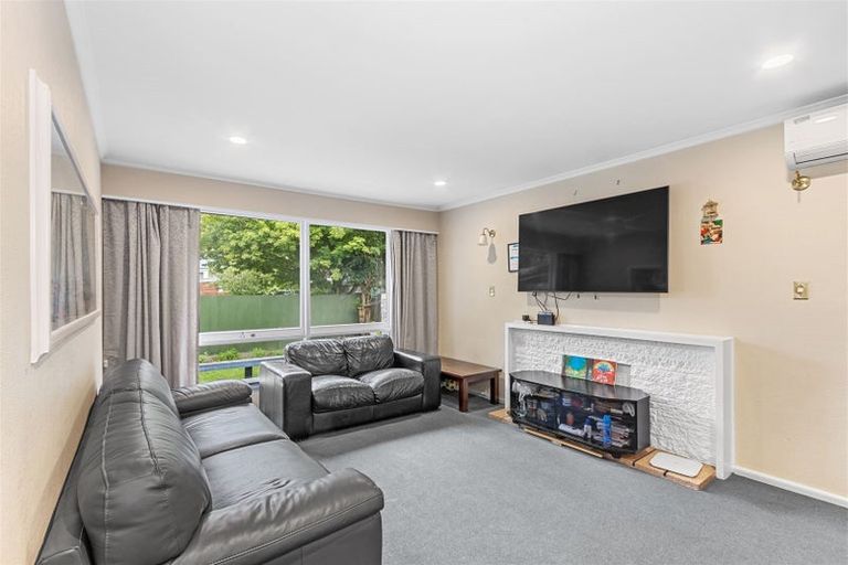 Photo of property in 1/64 Kirkwood Avenue, Upper Riccarton, Christchurch, 8041