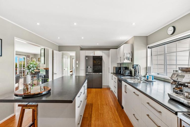 Photo of property in 31c Koraha Road, Kumeu, 0892