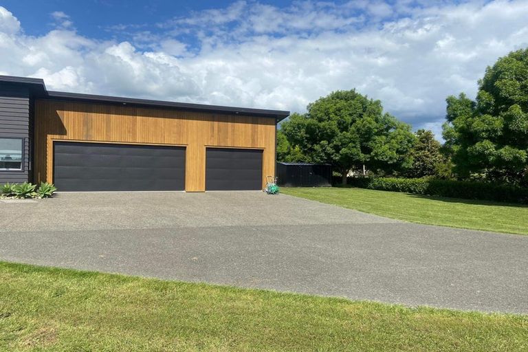 Photo of property in 24 Ivy Lane, Ohau, Levin, 5570