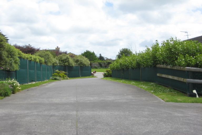 Photo of property in 28 Station Road, Huapai, Kumeu, 0810