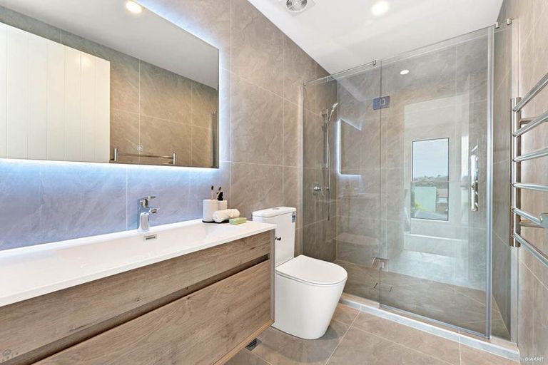 Photo of property in 18b Kings Road, Panmure, Auckland, 1072
