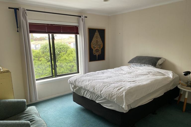 Photo of property in Tuscany Towers, 70/1 Ambrico Place, New Lynn, Auckland, 0600