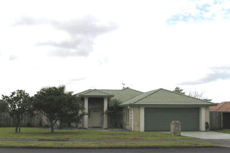 Photo of property in 35 Bluebird Crescent, Unsworth Heights, Auckland, 0632