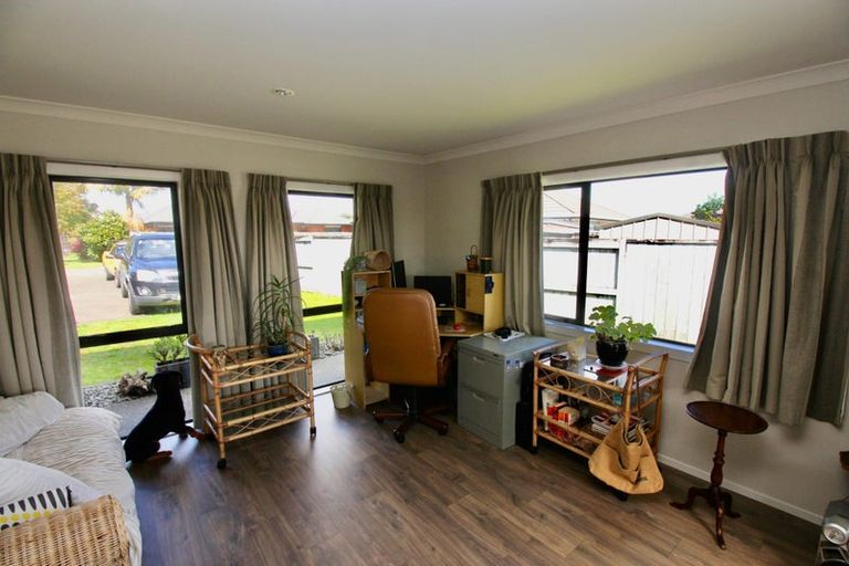 Photo of property in 52 Kupe Drive, Whitianga, 3510