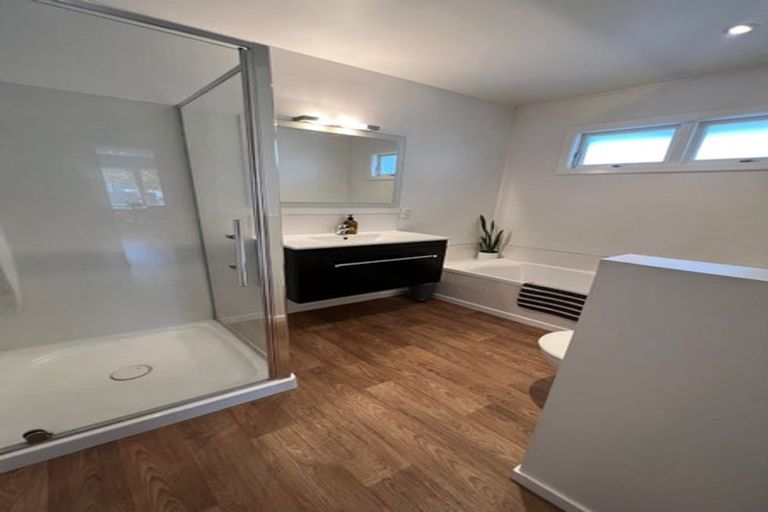 Photo of property in 69 Dunedin Street, Redwood, Christchurch, 8051