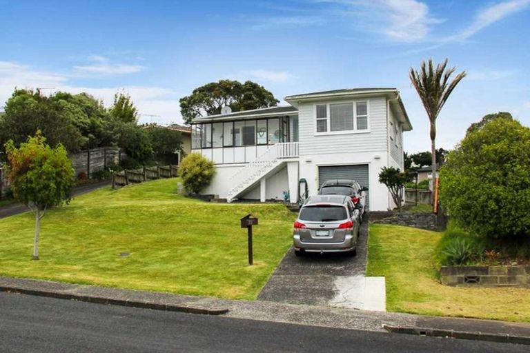 Photo of property in 23 Linwood Avenue, Forrest Hill, Auckland, 0620