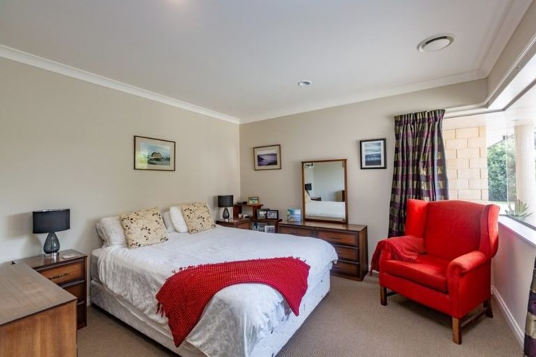Photo of property in 7 Ashleigh Way, Waikanae Beach, Waikanae, 5036