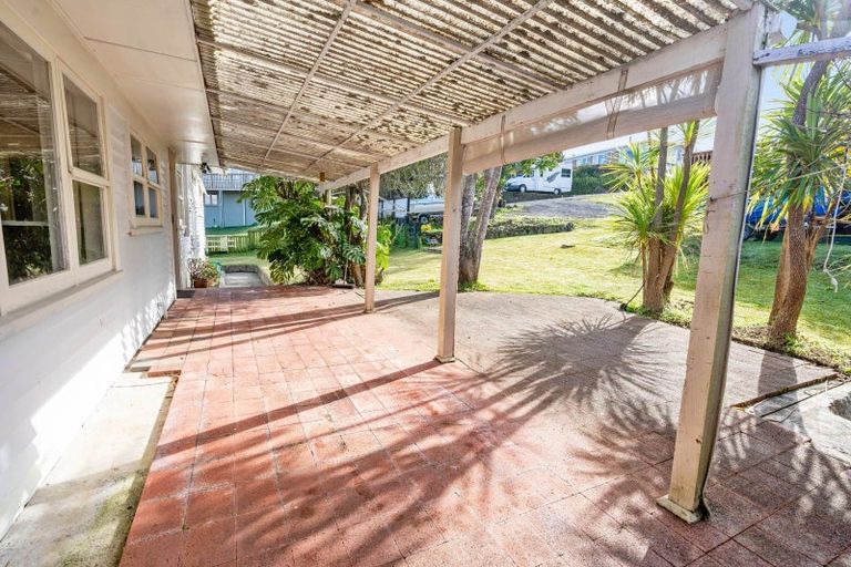 Photo of property in 44 Memorial Drive, Parahaki, Whangarei, 0112