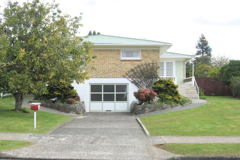 Photo of property in 19 Otuhiwai Crescent, Tikipunga, Whangarei, 0112