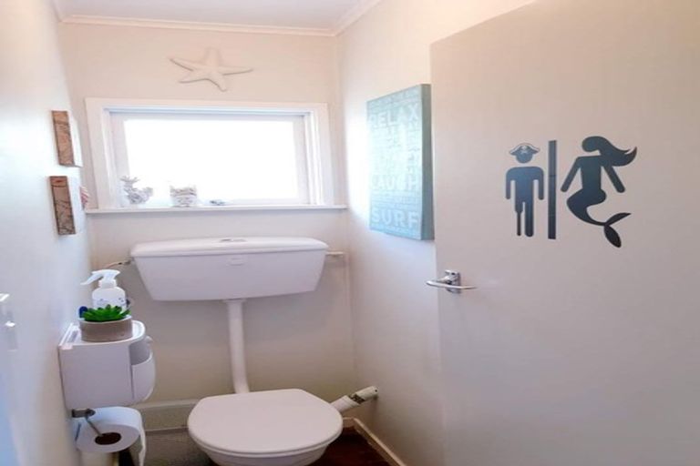 Photo of property in 2/23 Aramoana Avenue, Devonport, Auckland, 0624