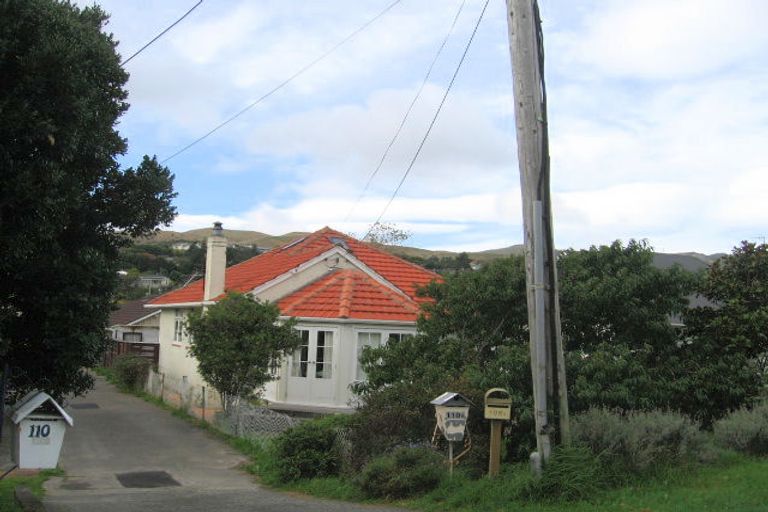 Photo of property in 108a Main Road, Tawa, Wellington, 5028