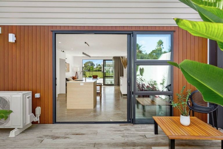 Photo of property in 26a Brennan Avenue, Te Atatu Peninsula, Auckland, 0610