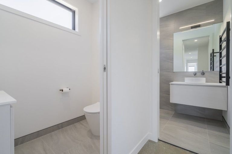 Photo of property in 8 Ian Hopper Way, Pauanui, 3579