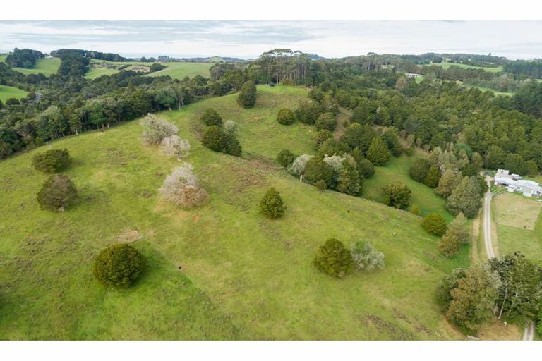 Photo of property in 7 Ngahuhu Road, Pakaraka, Kaikohe, 0472