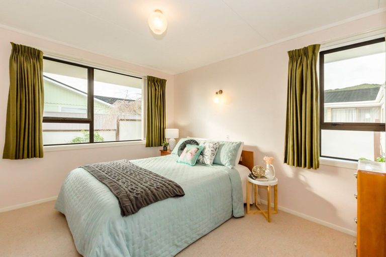 Photo of property in 3 Matai Street, Waikanae, 5036